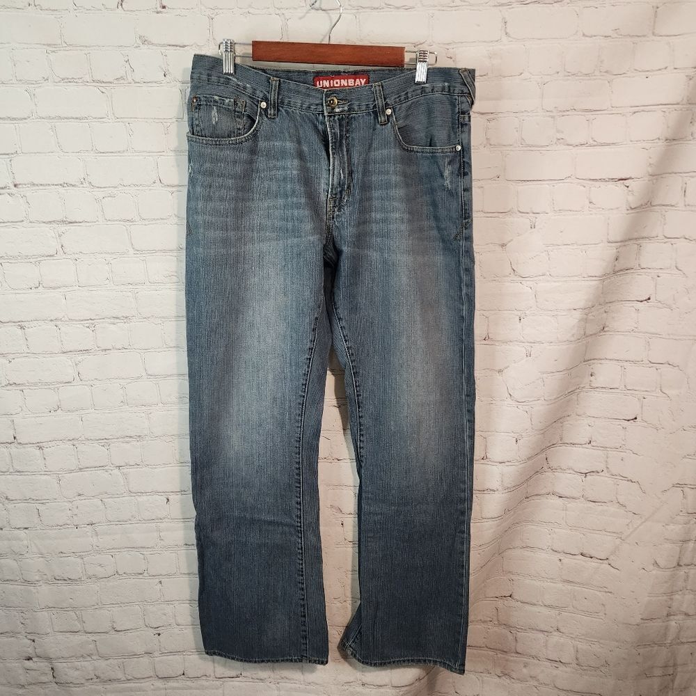 Men's Unionbay "relaxed" jeans, size 32 X 32